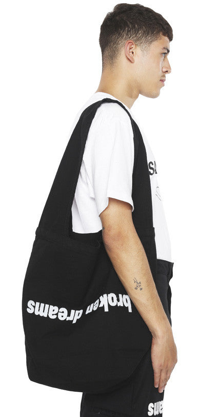 BROKEN DREAMS SLING BAG (BLACK)